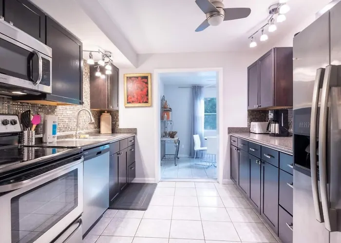 Wilton Manors Cottage West 2 Bed 2 Bath With Pool